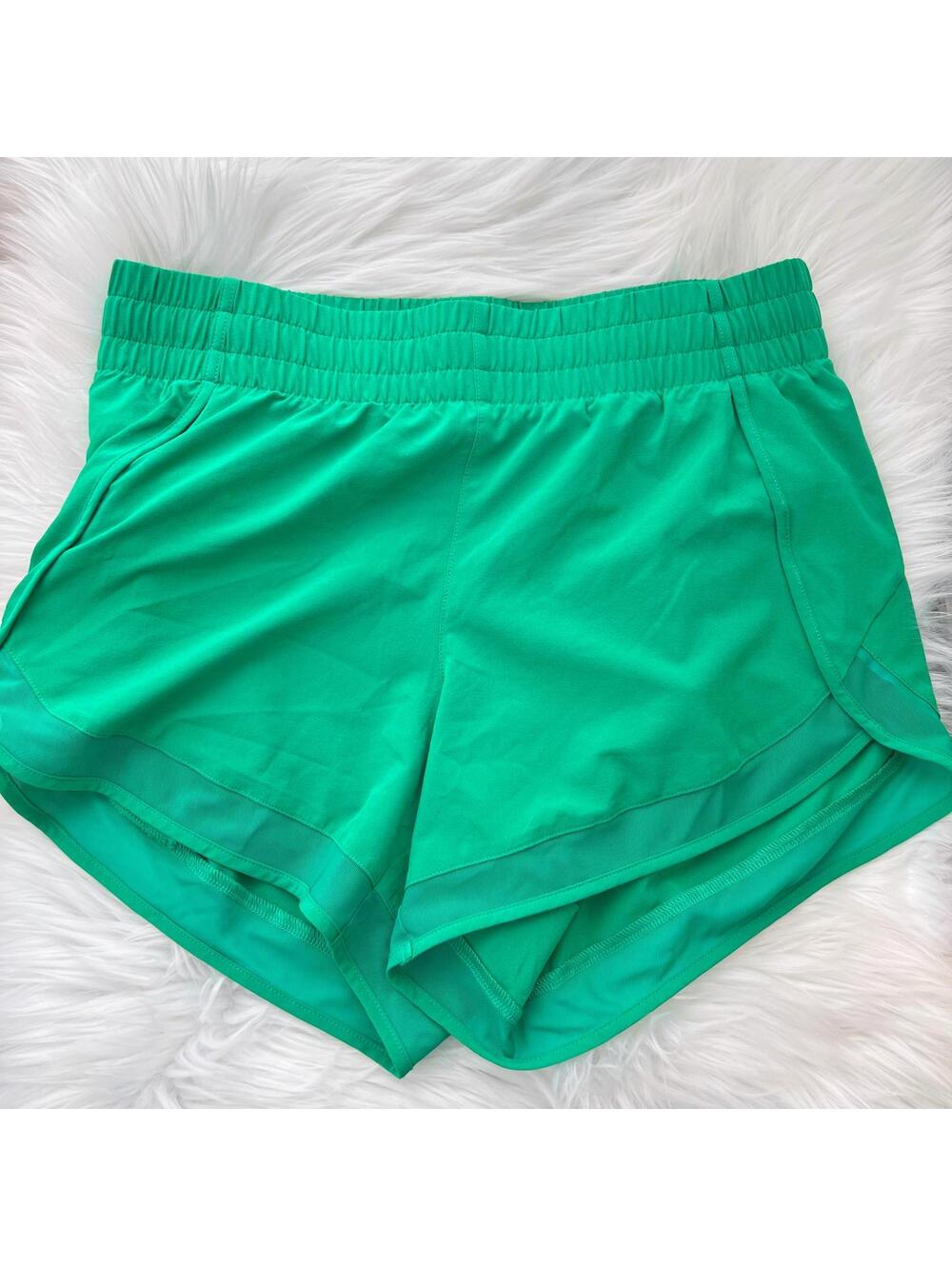 Athleta - Green Mesh Racer Run 4” Short, XS